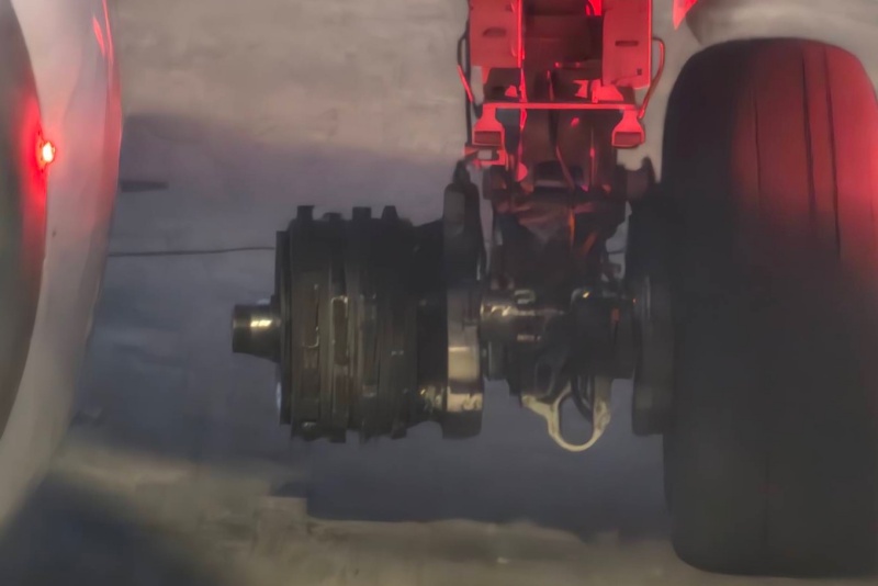 德威航空濟州島至台灣班機降落桃機輪胎脫落 共14航班受影響