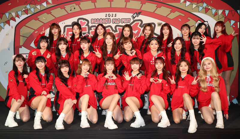 味全龍感謝祭　小龍女亮相簽名會（1）...