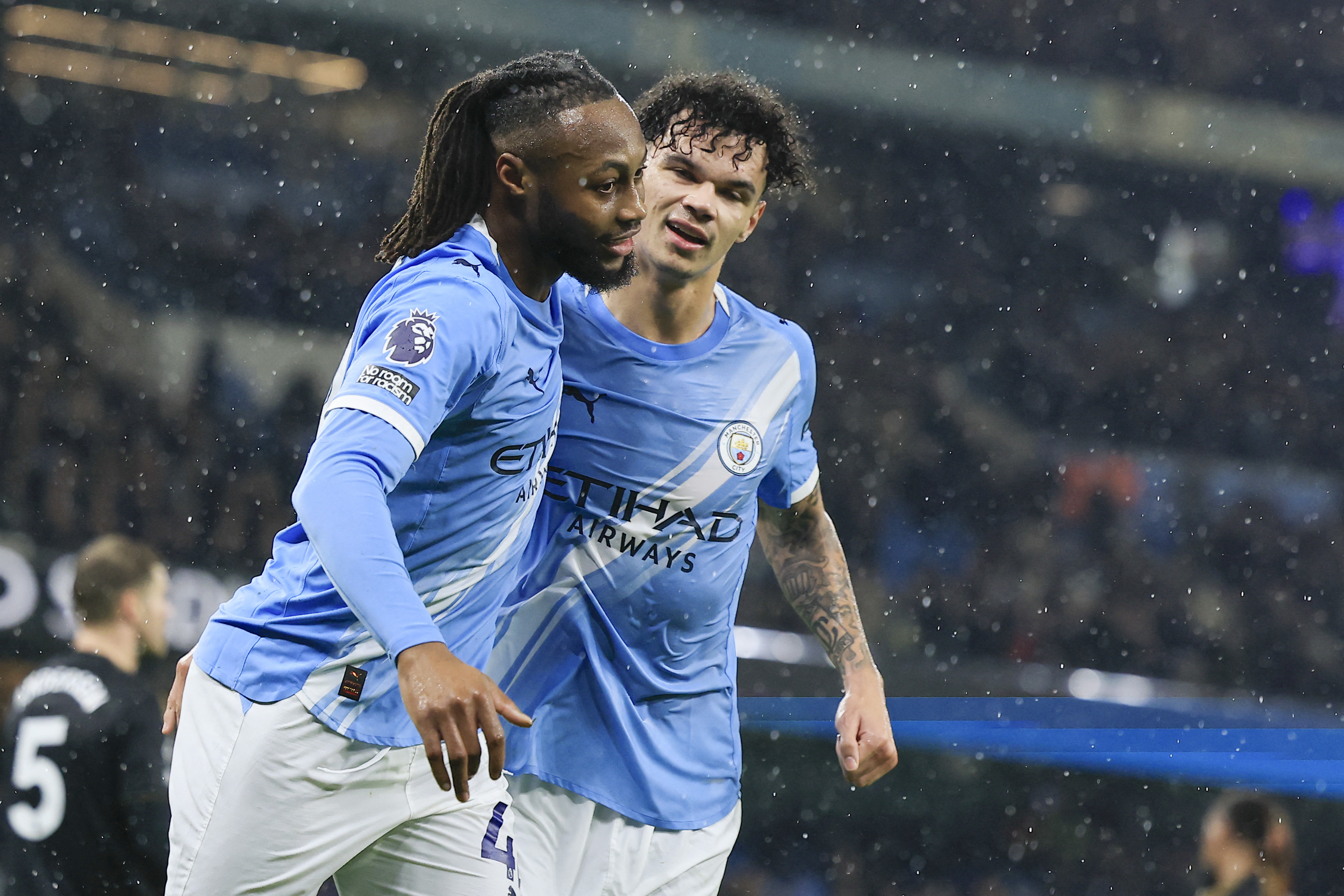 英超》曼城完勝富勒姆緊追榜首兵工廠　利物浦力克桑德蘭重燃歐冠希望