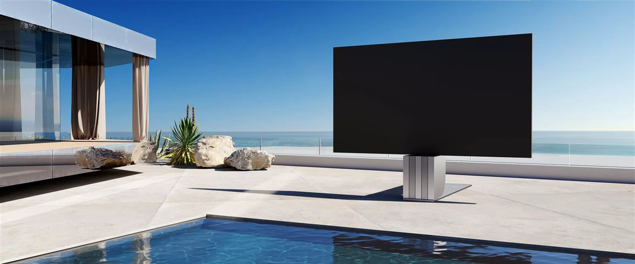 能折疊、能隱身！家用電視定價1200萬、保時捷做的