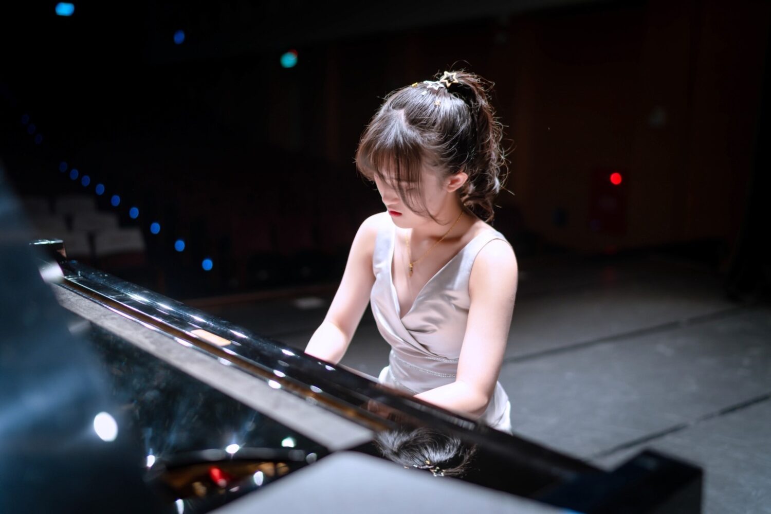 點燃音樂的火苗　張雨涵攜手黃柏翔舉辦聯合公益音樂會