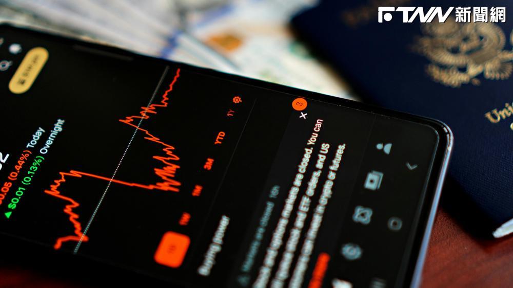 台股重挫1,025點！運動休閒股逆勢勁揚　大魯閣數度飆漲停、來億-KY漲破半根