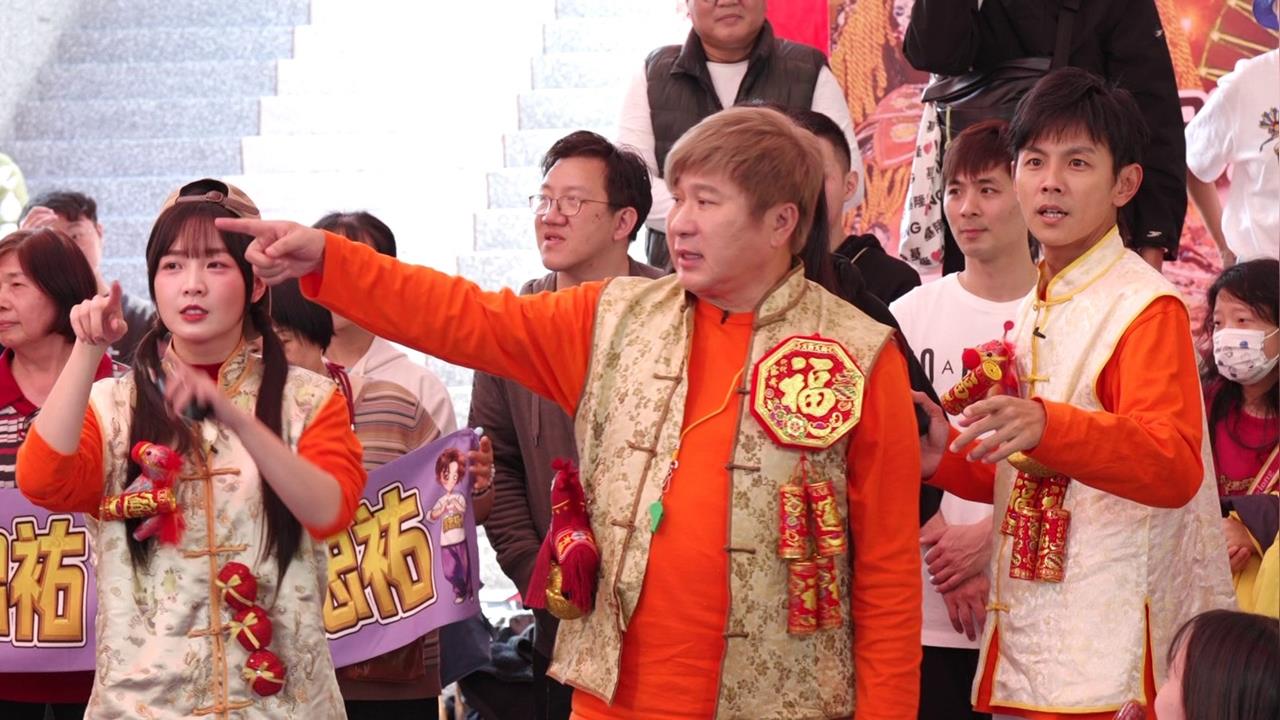 胡瓜攜阿翔挑戰國劇版破氣球！讓鄉親媽媽心花怒放