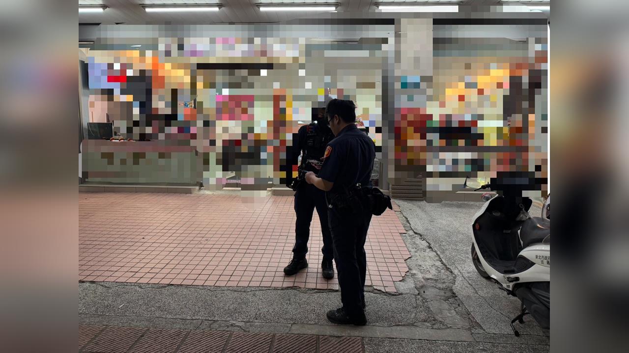 寒冷深夜不平靜！五股男持刀搶超商得手2萬　員警全力追緝中