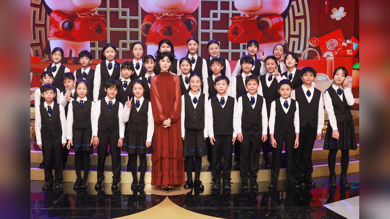 曹雅雯除夕夜「小愛昇華成大愛」！帶領合唱團感謝無名英雄幫助社會所有的人