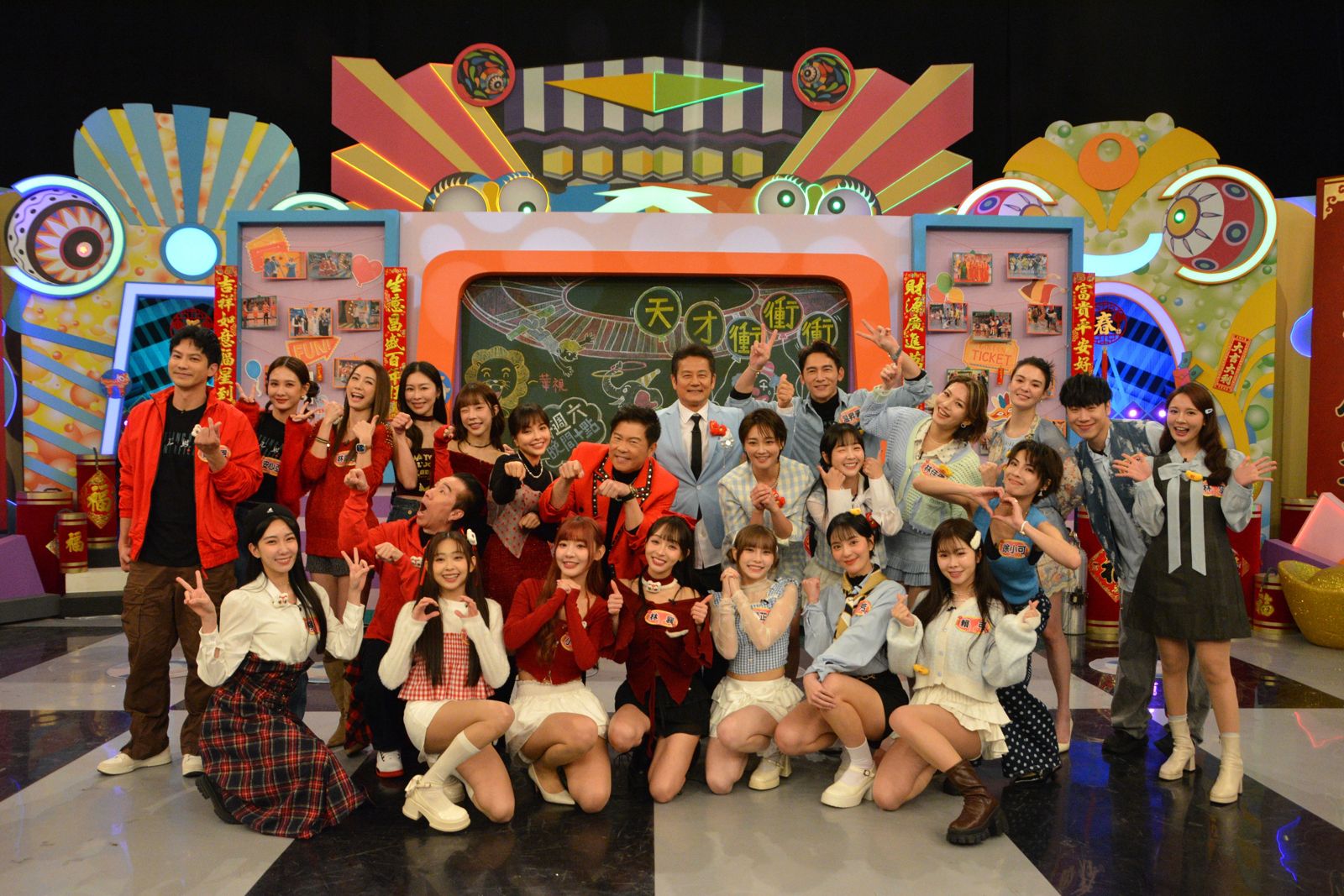 徐乃麟錄影暴走！怒摔手稿吼「不看了」　籃籃、巫苡萱遭酸慘變箭靶