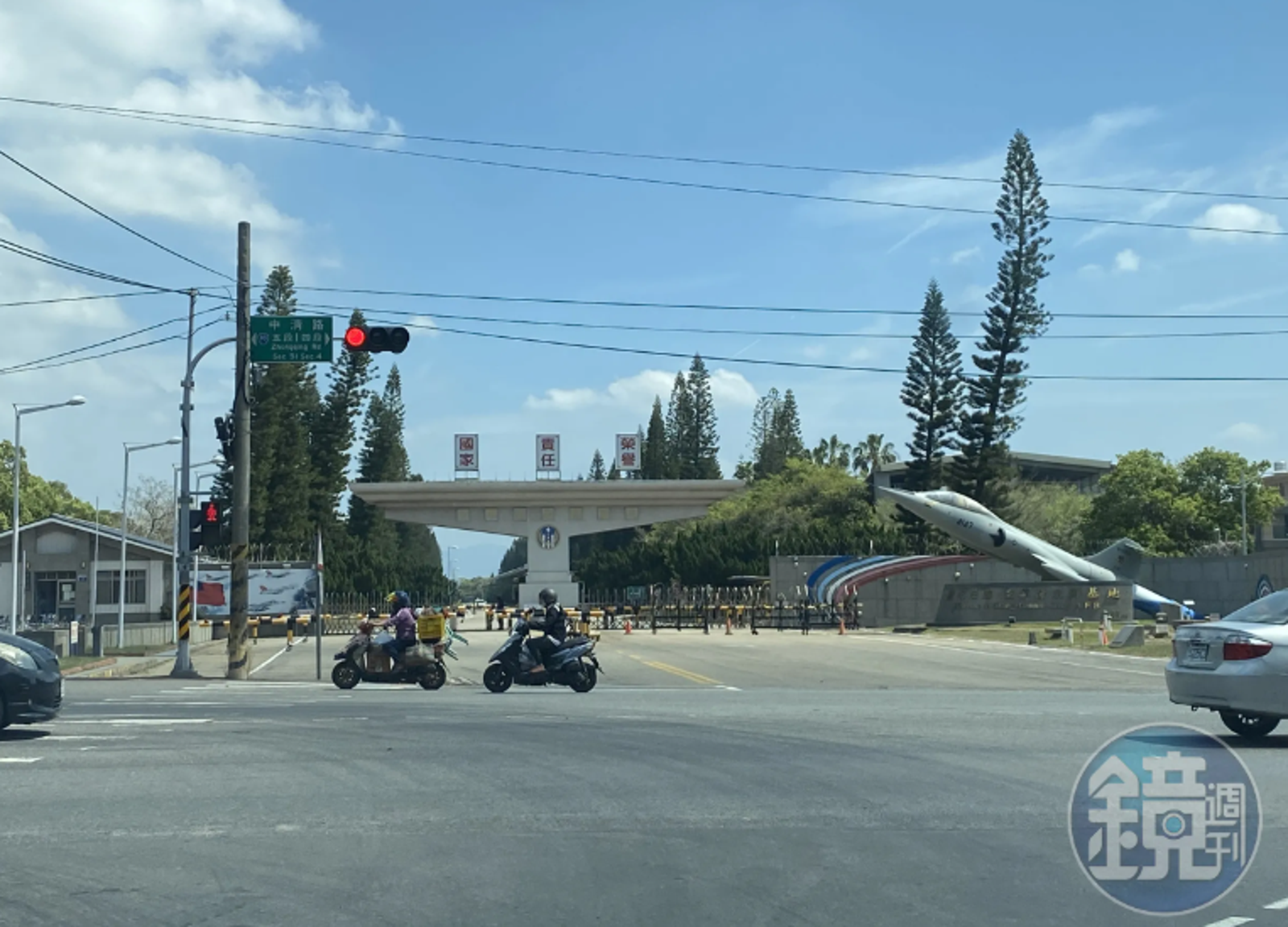 清泉崗空軍集體沈淪！中校少校爽收勞力士、摩鐵性招待　法官痛批吃相難看