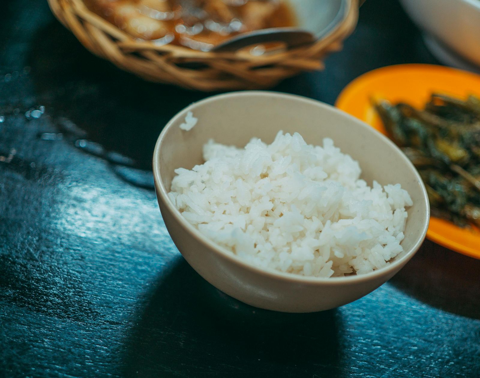 白飯沒吃完放冰箱？專家示警「千萬別冷藏」　正確保存方式一次看