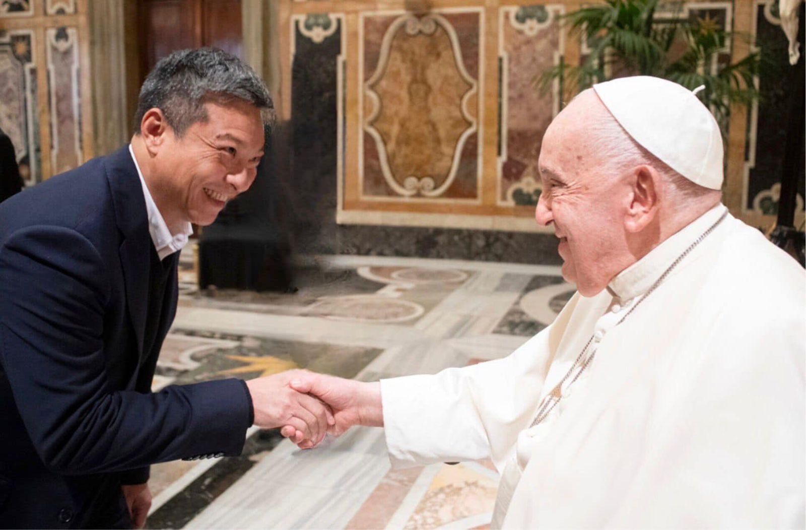 校園人事惡鬥風1／輔大前員工控內鬥害出國變自費　校方：專案先斬後奏於法無據