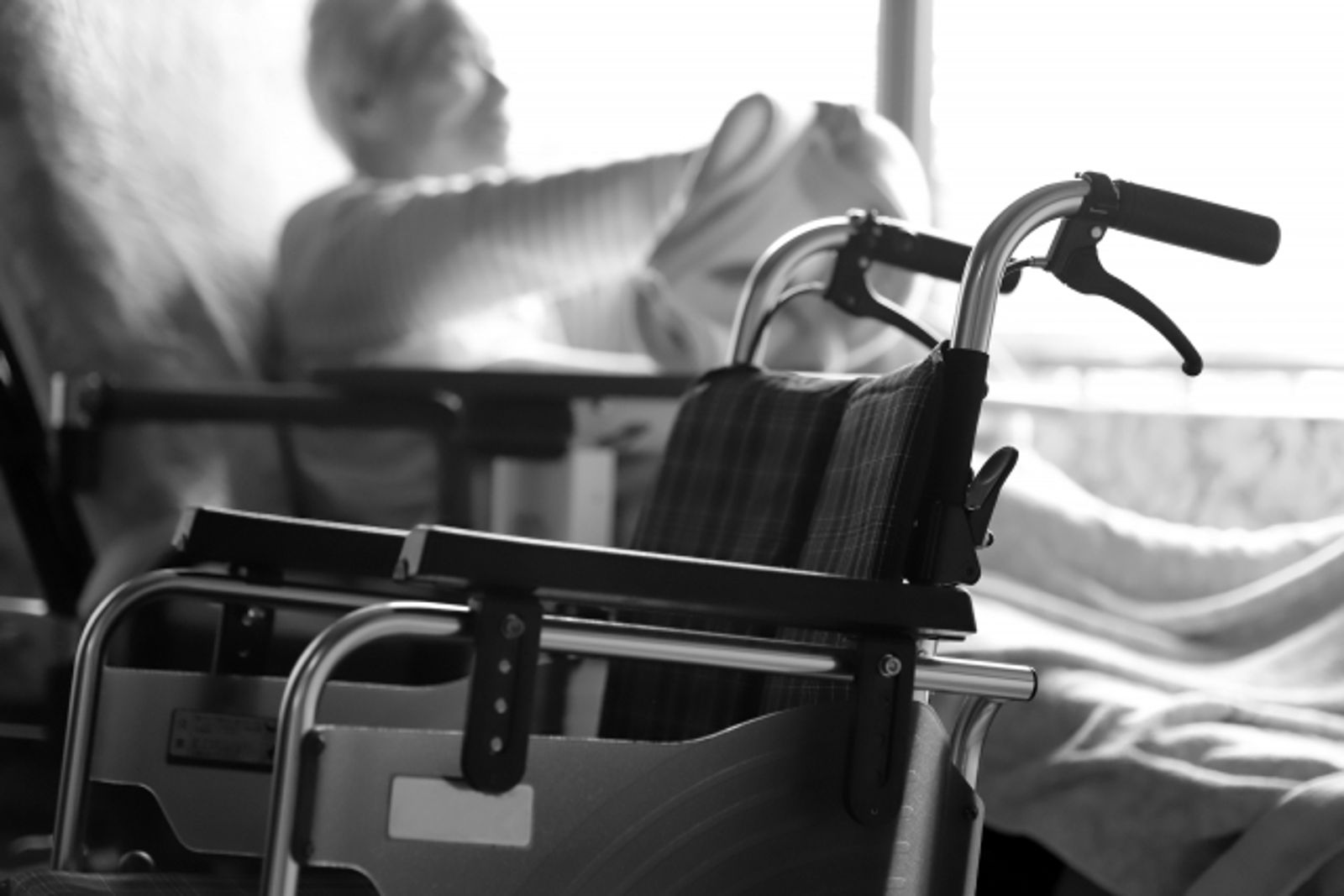 68歲看護升格繼母！爆「2億家產已轉走」8億人瑞子女炸鍋　律師揭逆轉關鍵