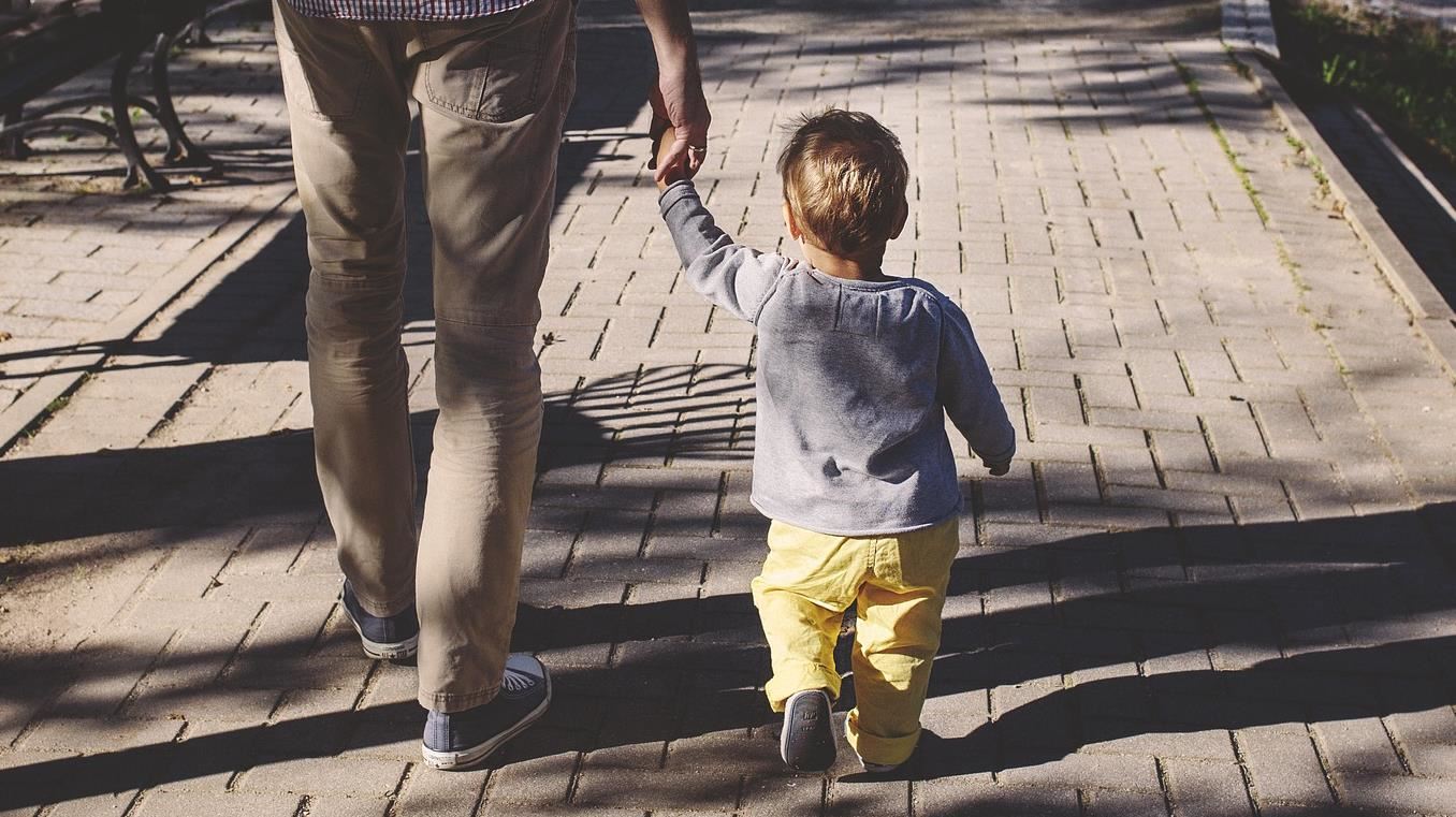 砸千萬栽培出神童！兒畢業後拒當社畜「選擇這條路」　父1句話惹哭萬人