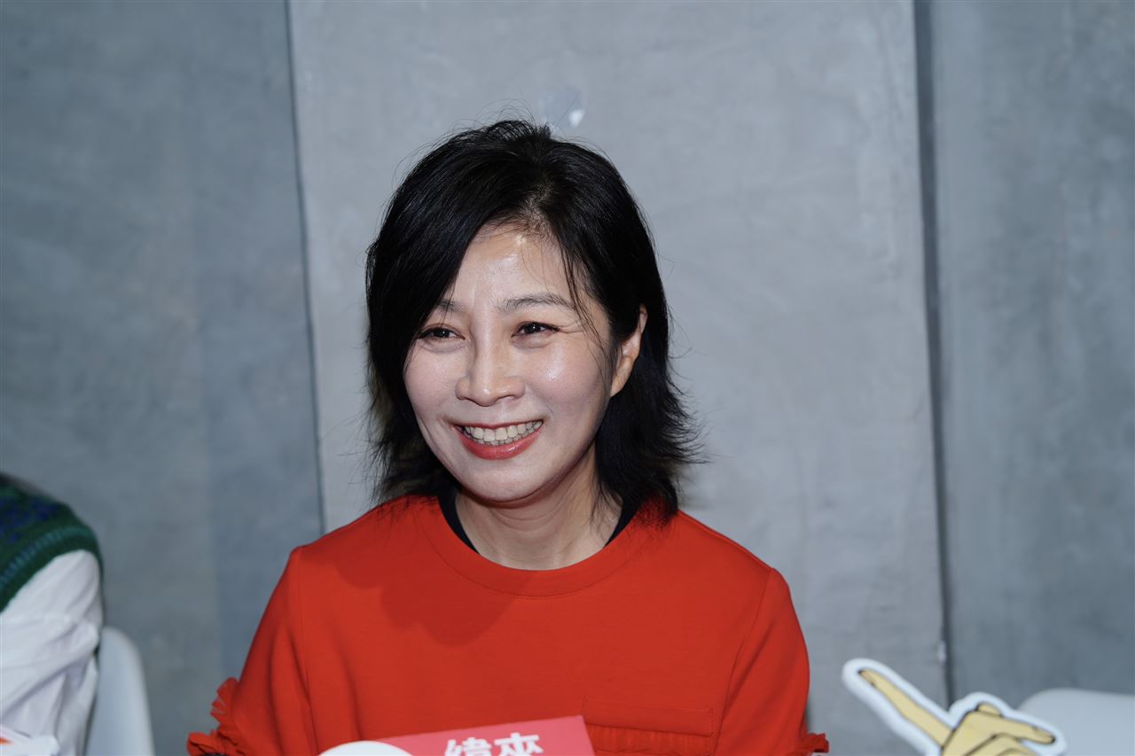 方文琳罹癌重生！術後推20場尾牙「損失7位數」　背後原因全說了