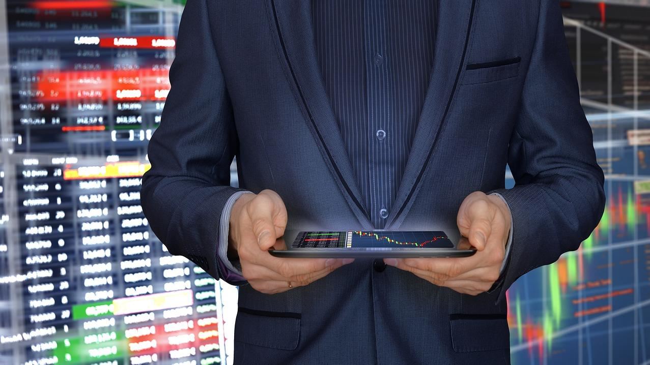 台股週跌280點！電子沒救金融也倒　這族群竟逆勢上漲3.60%