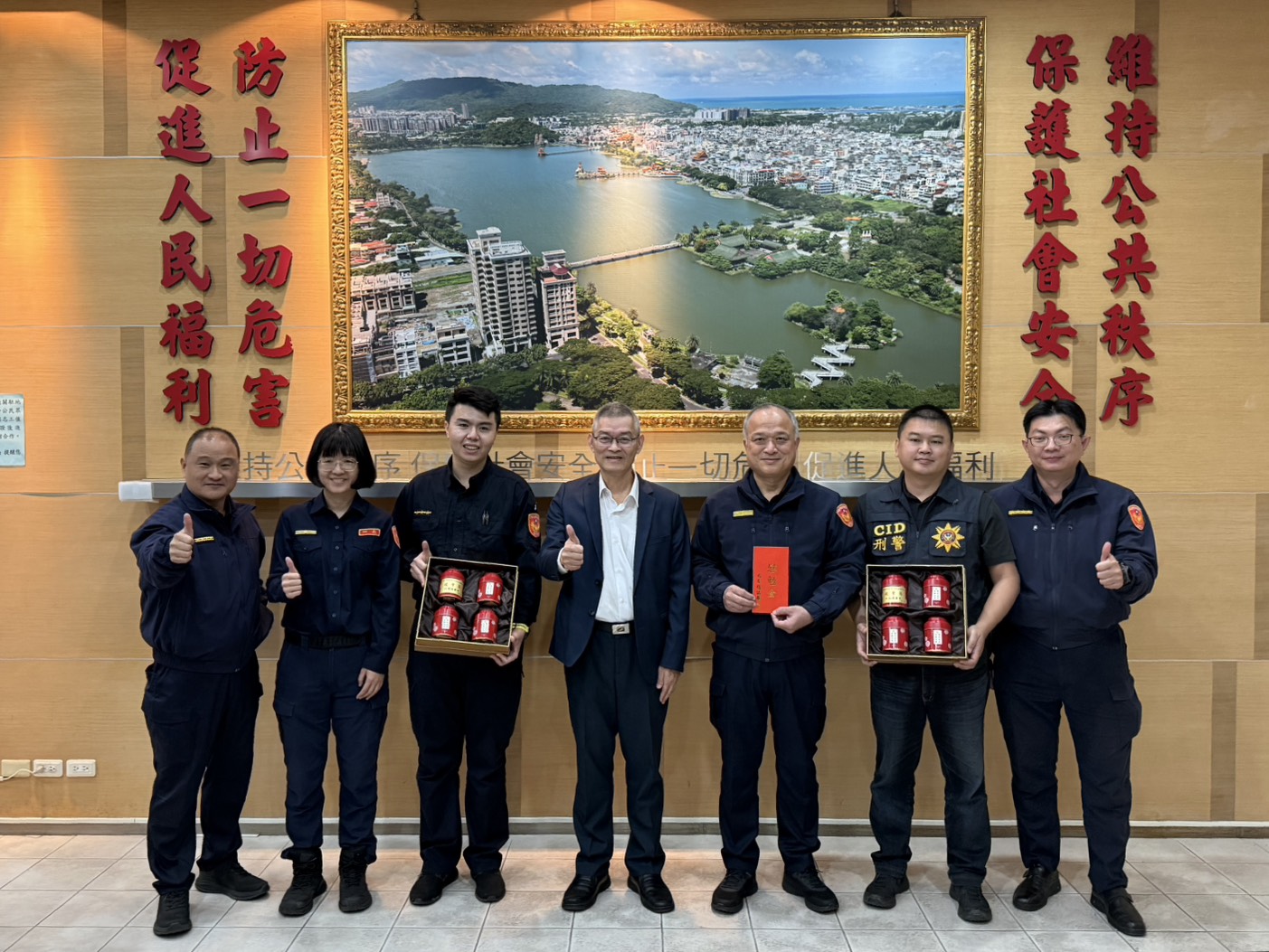 高市警超效率！趙瑞華局長親頒破案茶慰勉「閃電破案」功臣