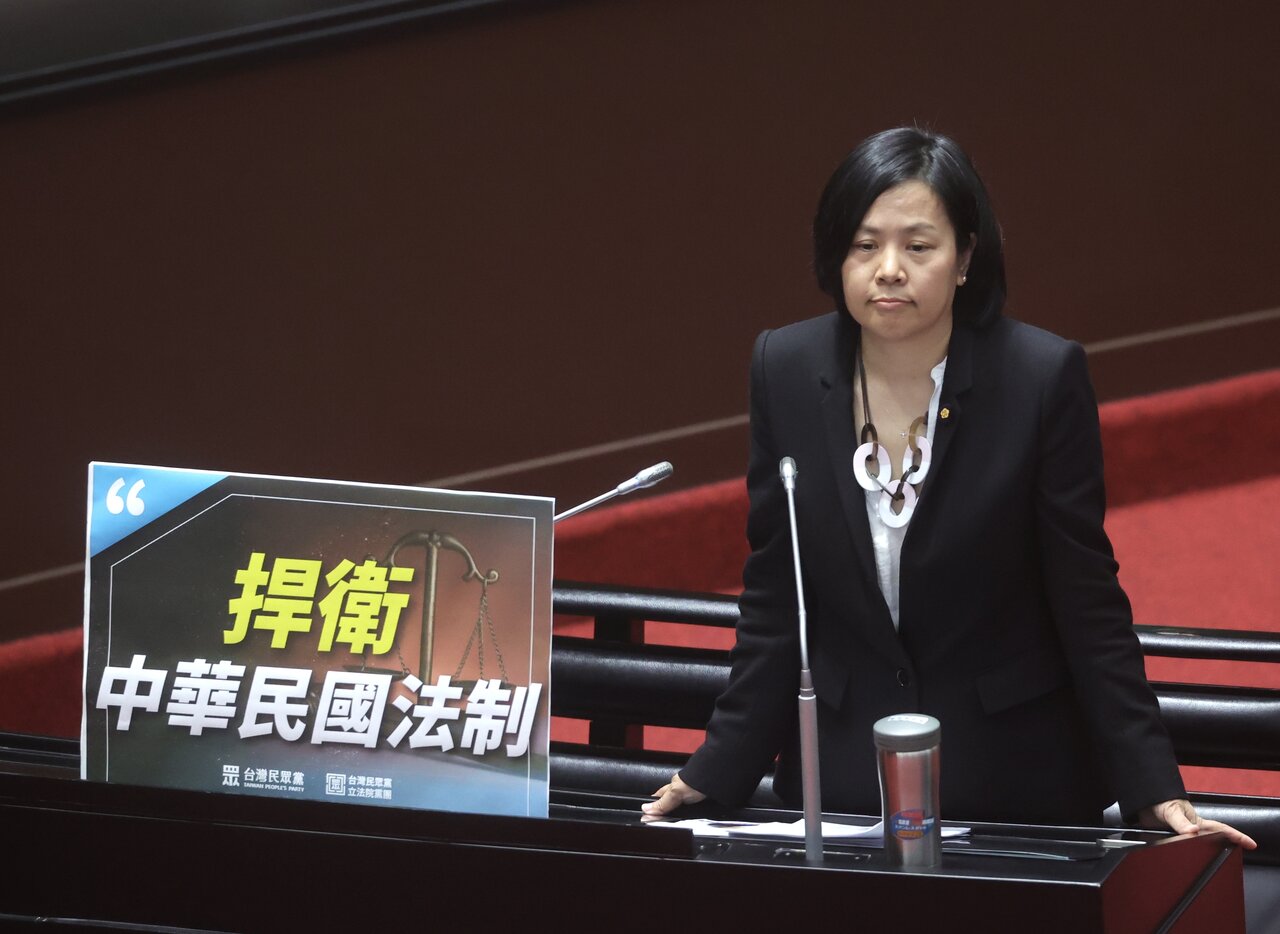 卓榮泰拒備詢 李貞秀：陸配只能當二等公民？