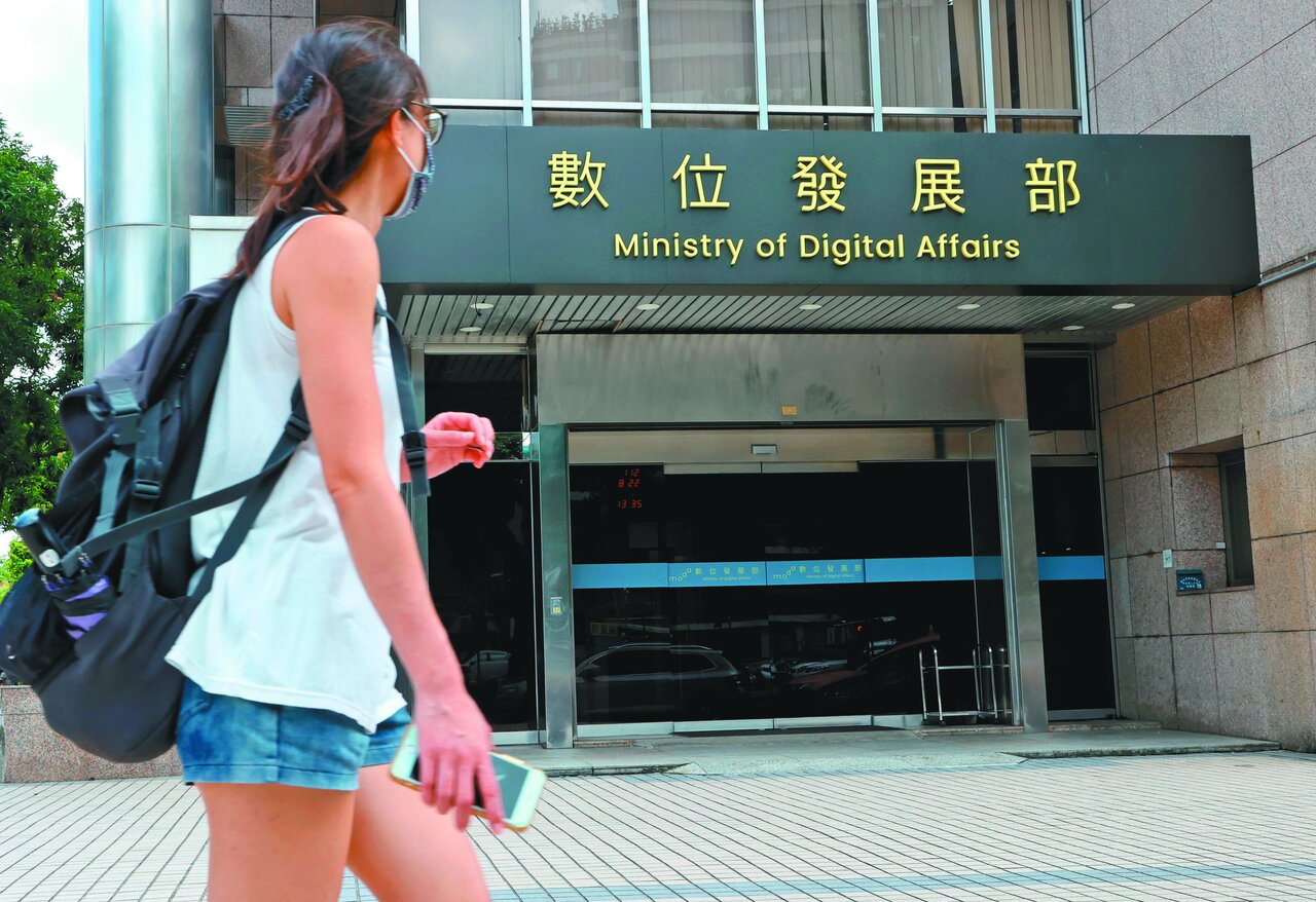 114年海纜損害分析報告曝光 數發部揭特徵：近岸人為侵擾、遠海天災威脅