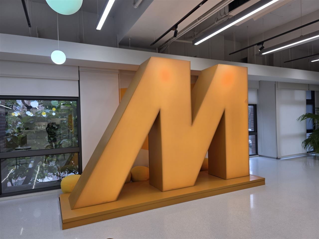 AI、上太空能救場嗎？聯發科營收雙減　手機市場降溫警訊