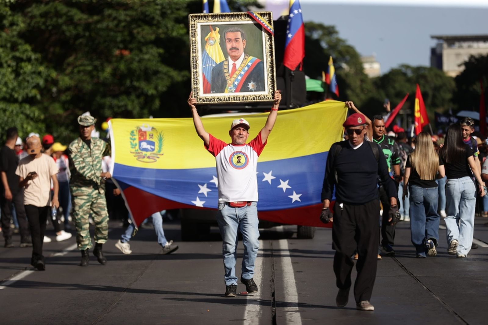 梁東屏專欄：馬杜洛原來是被兒時玩伴出賣？
