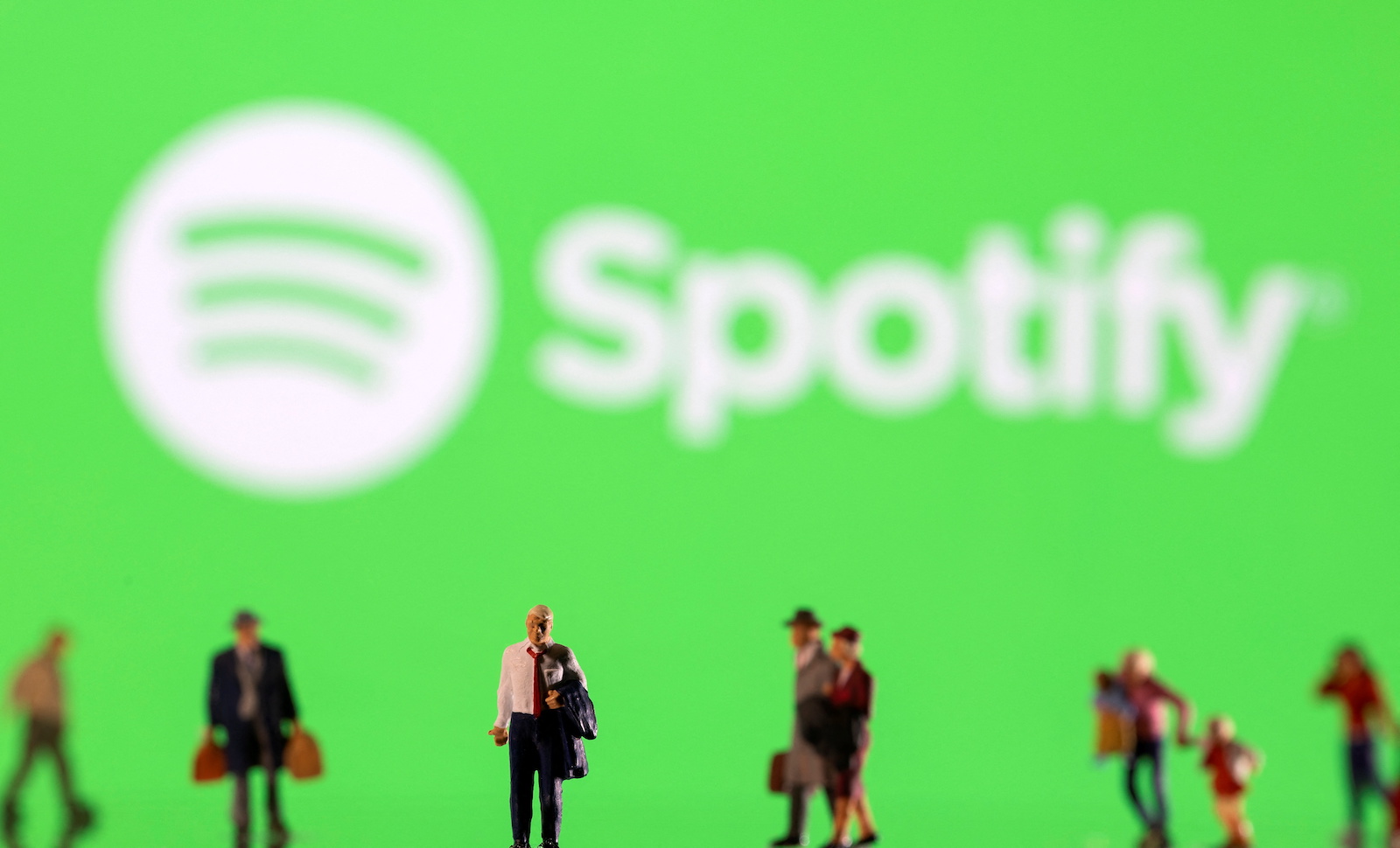 Spotify 高層爆料：頂尖工程師自去年 12 月起「沒寫過一行程式碼」，全靠 AI 生成和監督