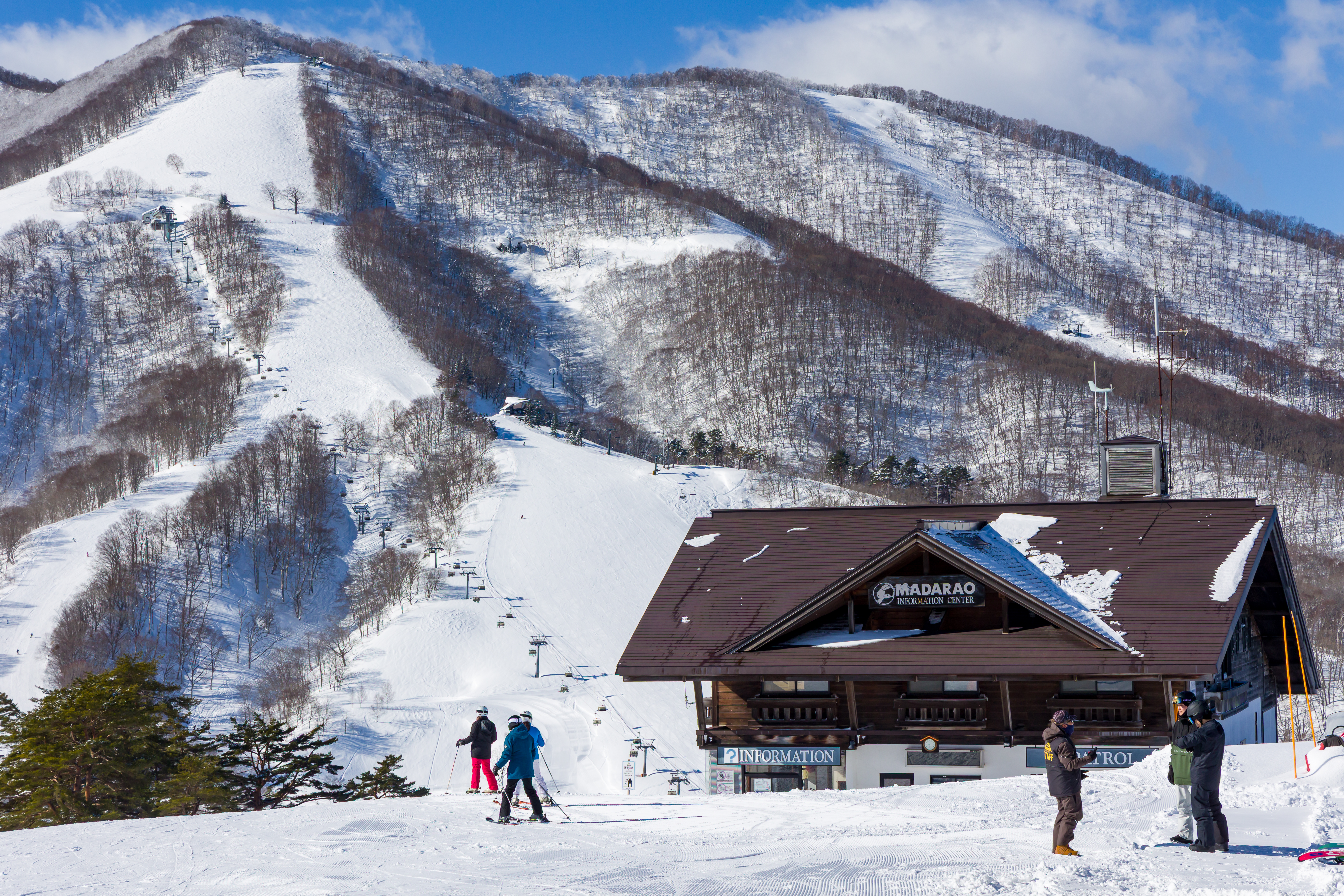日本斑尾高原滑雪場雪崩5人獲救意識清醒 2名台灣遊客送醫治療