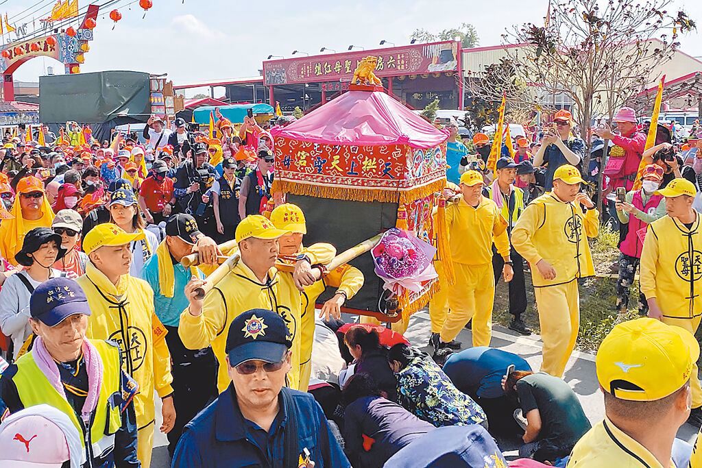 媽祖籤詩現巧合？示警「癡心妄想一事無成」引熱議