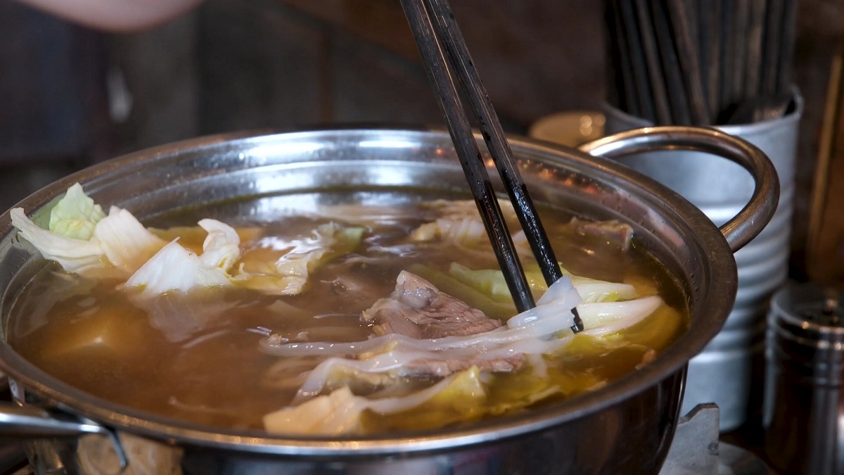 吃火鍋血糖飆高？醫揭「5類食物」血糖更穩 湯底選這1種差很大