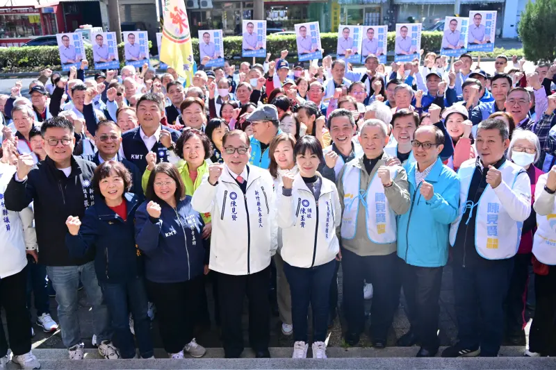 不懼抹黑！陳見賢登記新竹縣初選：堅守制度