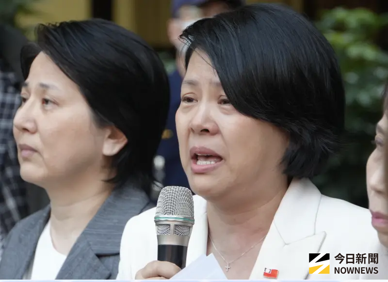 李貞秀狂翻車又拒辭立委！前幕僚一句酸爆