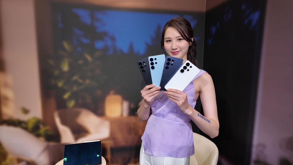 Samsung Galaxy S25 Ultra 值得升級 S26 Ultra 嗎？從主動式防窺與 AI 進化看換機方向