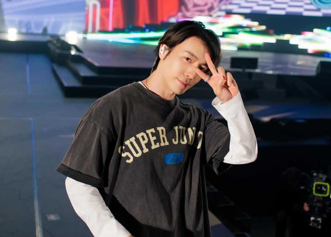 SJ東海開唱重摔倒地粉絲嚇壞　銀赫、神童第一反應曝光