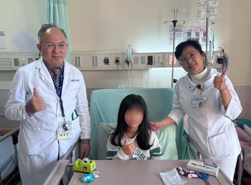 9歲女童流感併黴漿菌肺炎