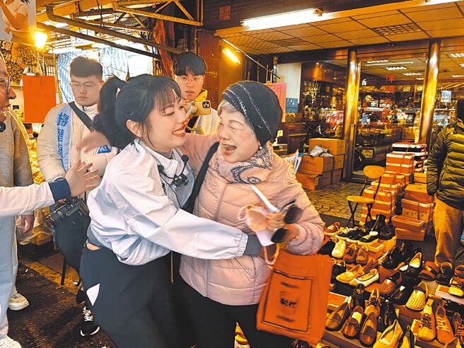 藍營松信議員初選 上演雙姝對決