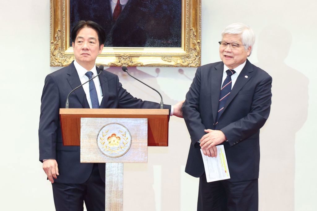 藍質疑綠單向進貢美國 將推「晶片國安法」守護護國神山