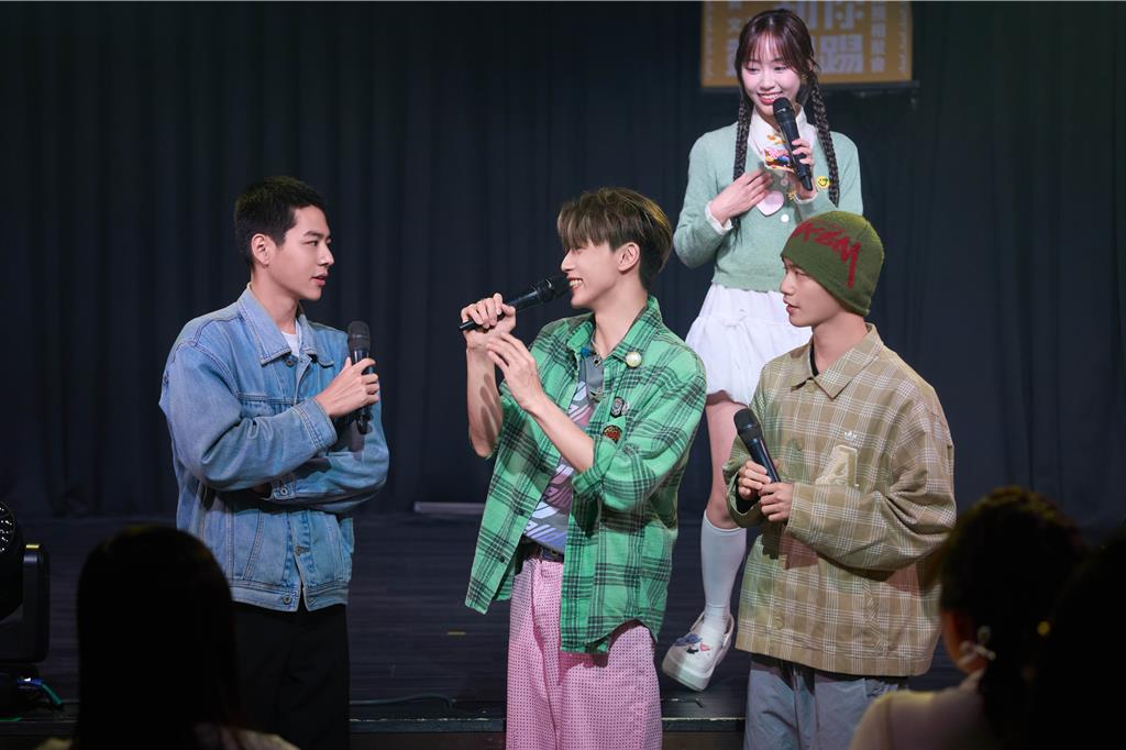 黃文廷豁出去大跳TWICE舞蹈 4成...