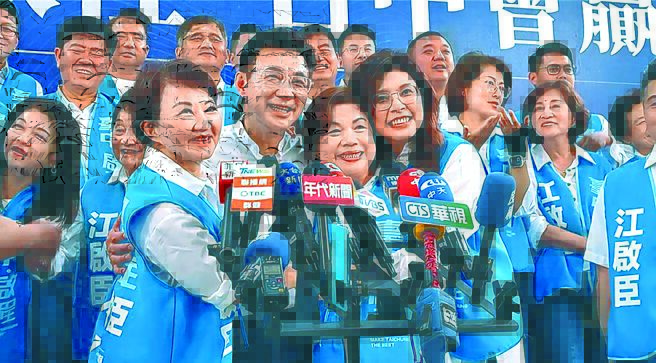 鄭麗文平衡美中 步步為營