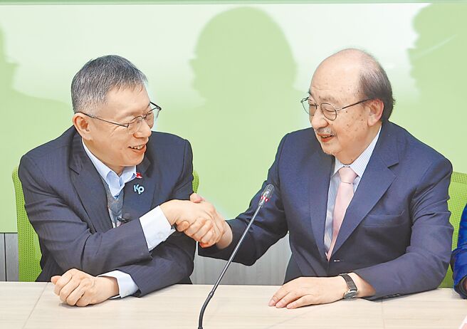 軍購案柯黃不同調 藍憂綠白合