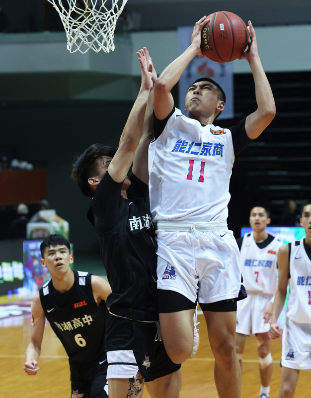 HBL男籃8強賽　能仁莊肇紘拿下13分 (圖)