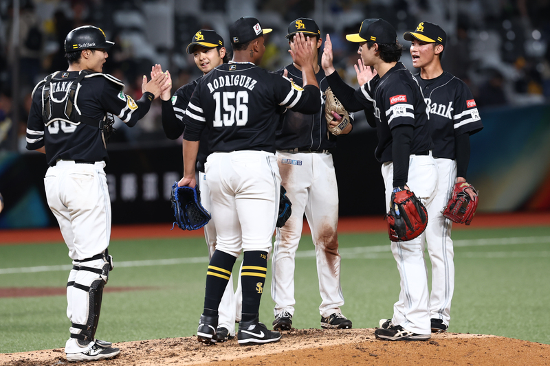 台日棒球交流賽首戰　軟銀鷹拿下勝利（1） (圖)