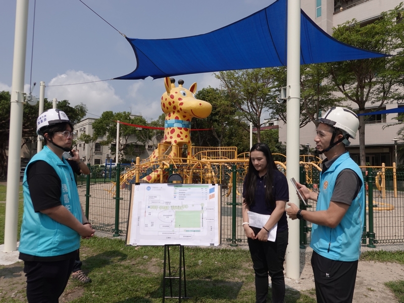 花蓮市長魏嘉彥視察兒童公園改善進度 (圖)