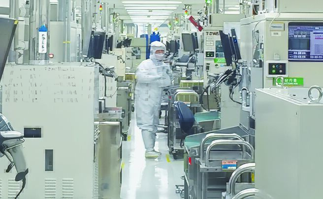 前景俏 法人按讚封測雙雄