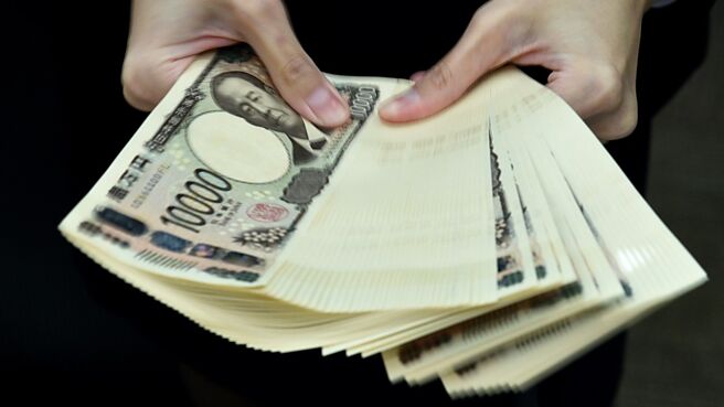 交叉匯率創一個月低點 日圓又見甜甜價 哈日族搶買