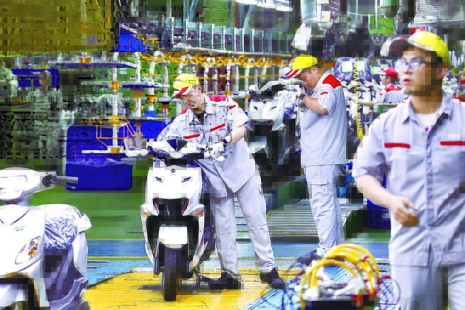 油價飆催動買氣 3月機車領牌數 衝1...