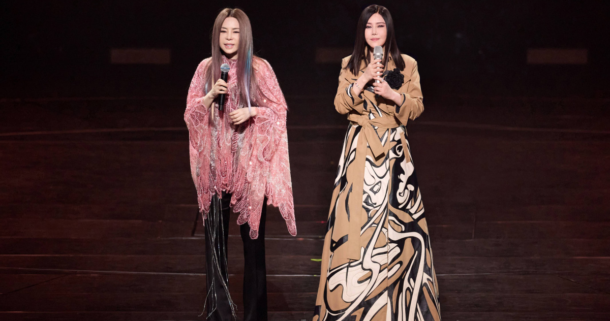 江蕙小巨蛋開唱驚喜加菜　「相隔16年」合體妹妹江淑娜逗趣討紅包