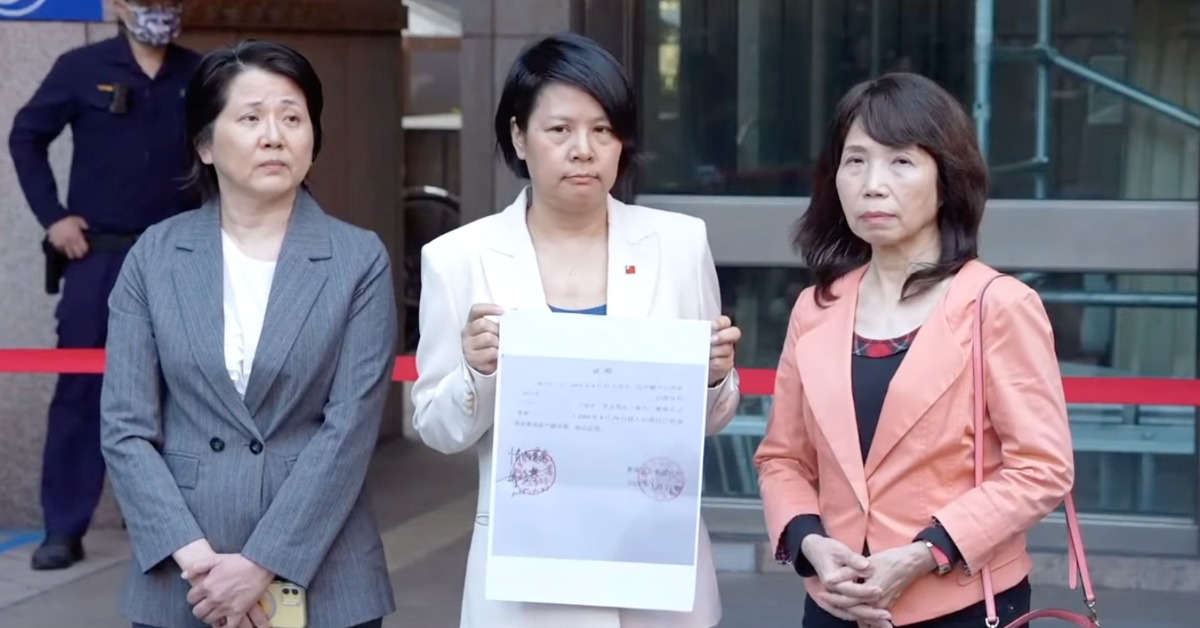 授權代辦放棄國籍遭退件！李貞秀轟陸委會：標準反覆說法不一