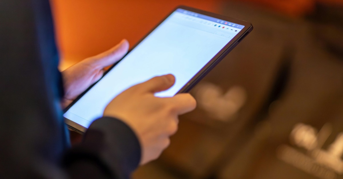 私訊女立委開黃腔 喊「開房間」...男網友抓到了