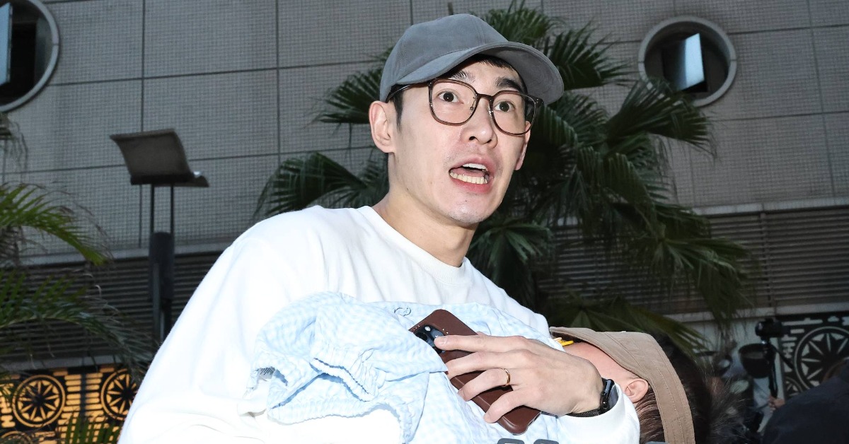 歐陽妮妮一家三口現身禾浩辰婚宴！張書...