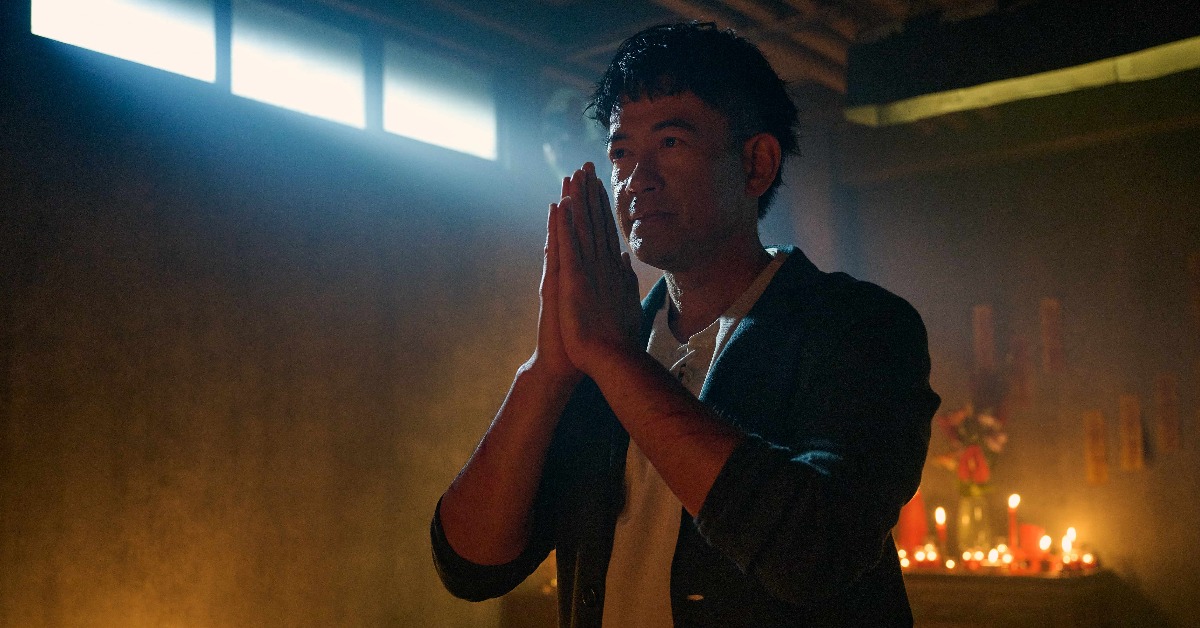 狂看殺人魔紀錄片！柯叔元《祭弒》化身變態陶藝家