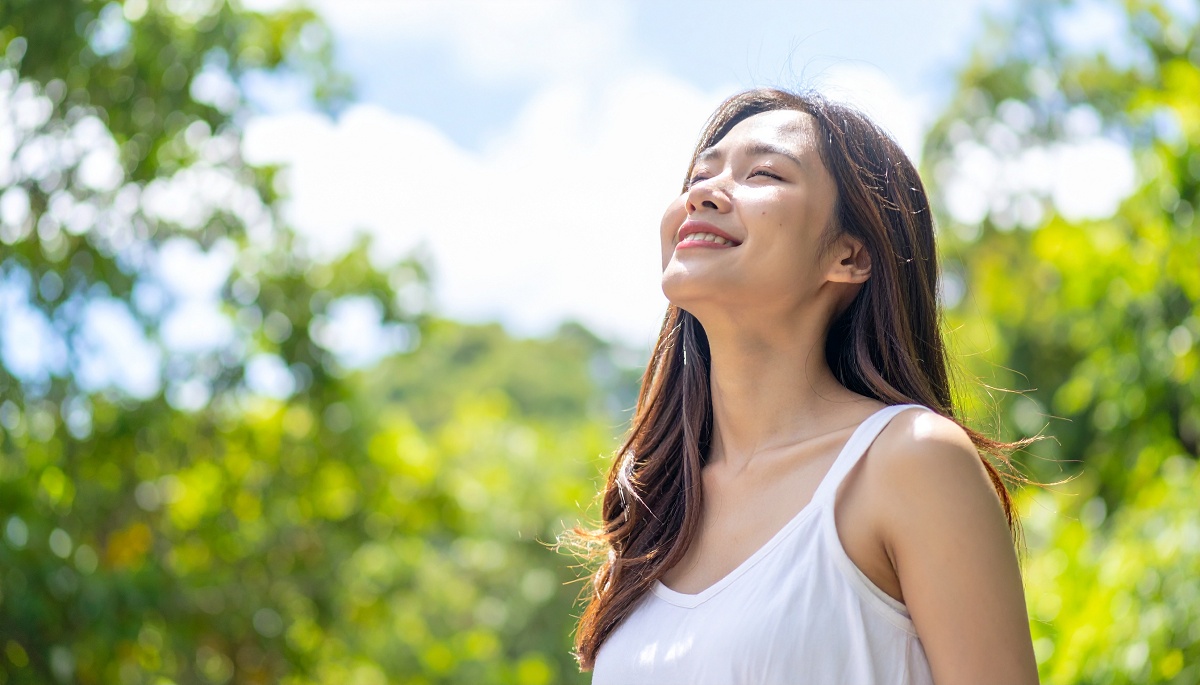 女性更容易缺維生素D？專家揭原因 不是有曬太陽就好