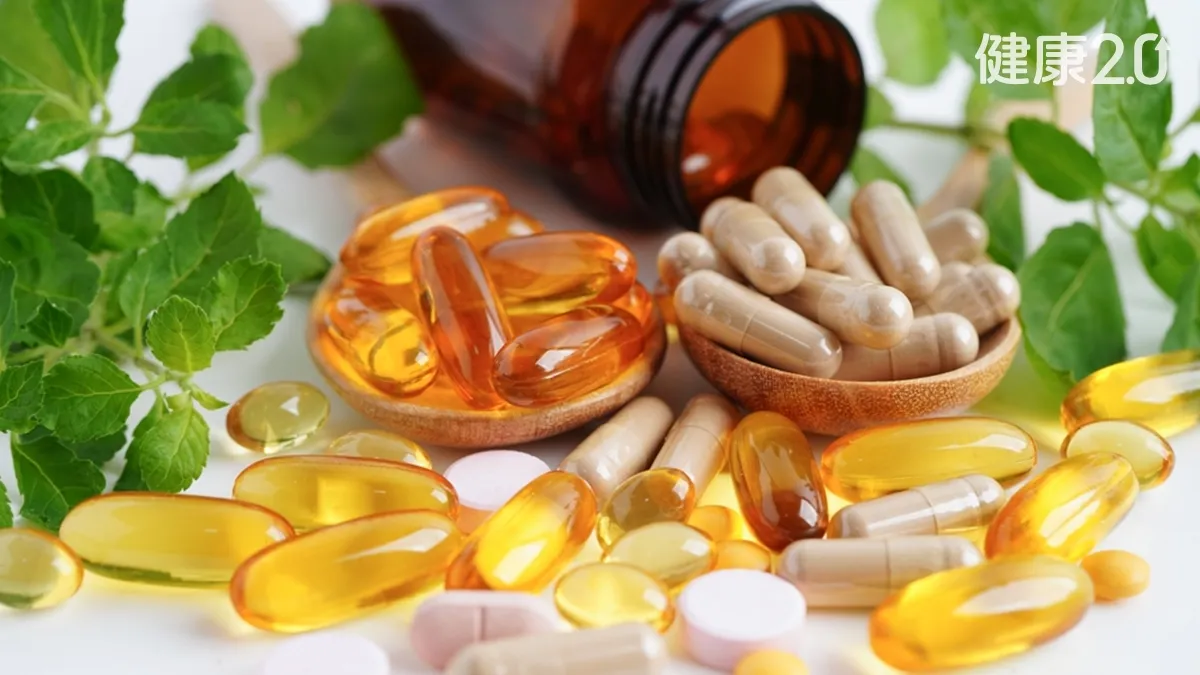 醫生都吃什麼保健食品？名醫不藏私分享清單 穩血糖、抗氧化這些必吃