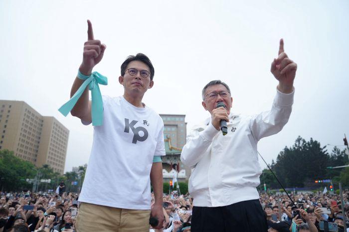 凱道怒吼 聲援柯文哲　黃國昌：操弄司...